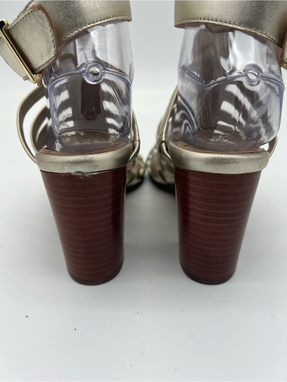 Vionic Metallic Strappy Gladiator Sandals - Gold size 8.5 - Picture 4 of 10